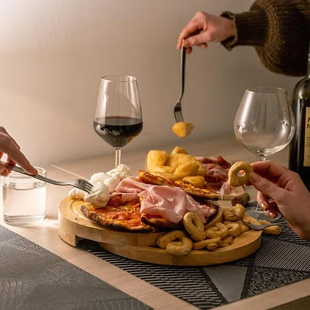 公寓 Garibaldi Square 巴里