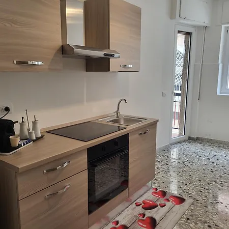 Garibaldi Square * 巴里