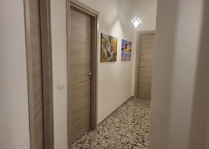 Garibaldi Square * Bari