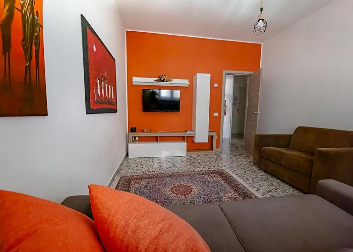 Garibaldi Square Bari